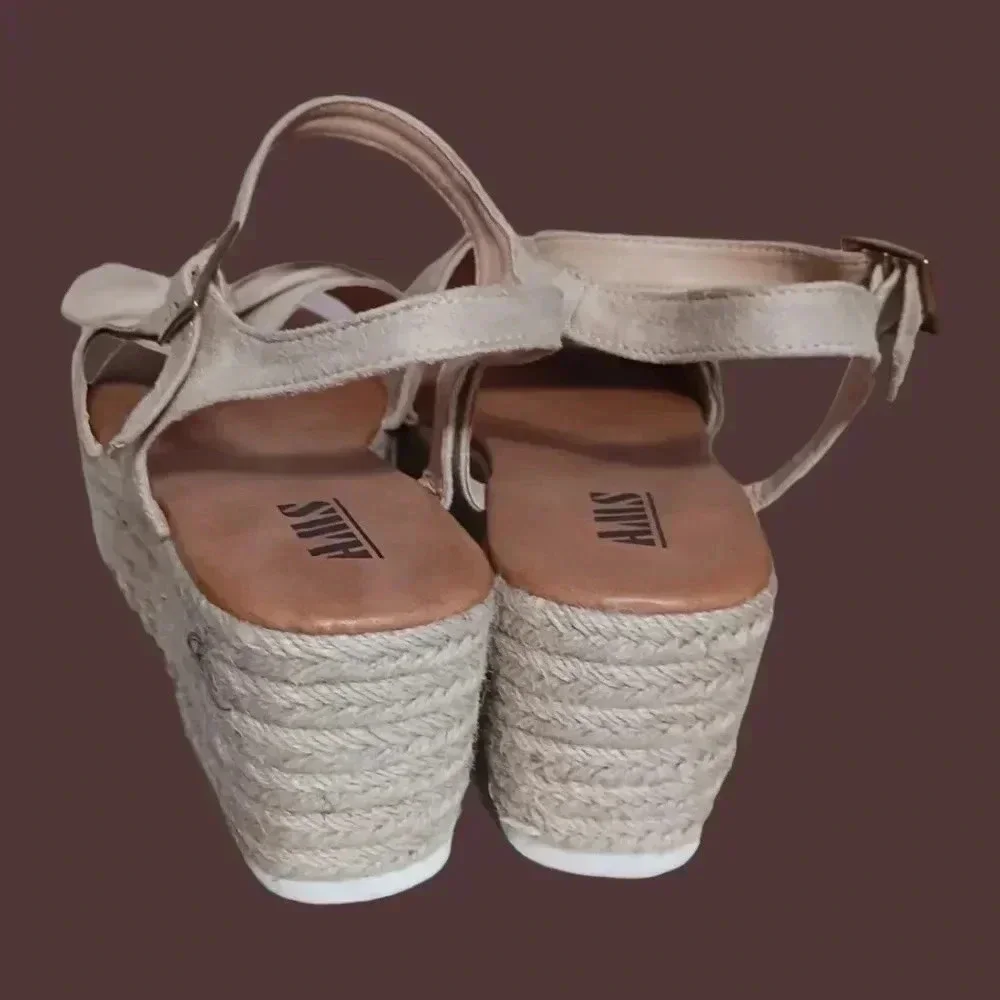AMS Emma 22 espadrille platform casual sandal in color nude size 11
